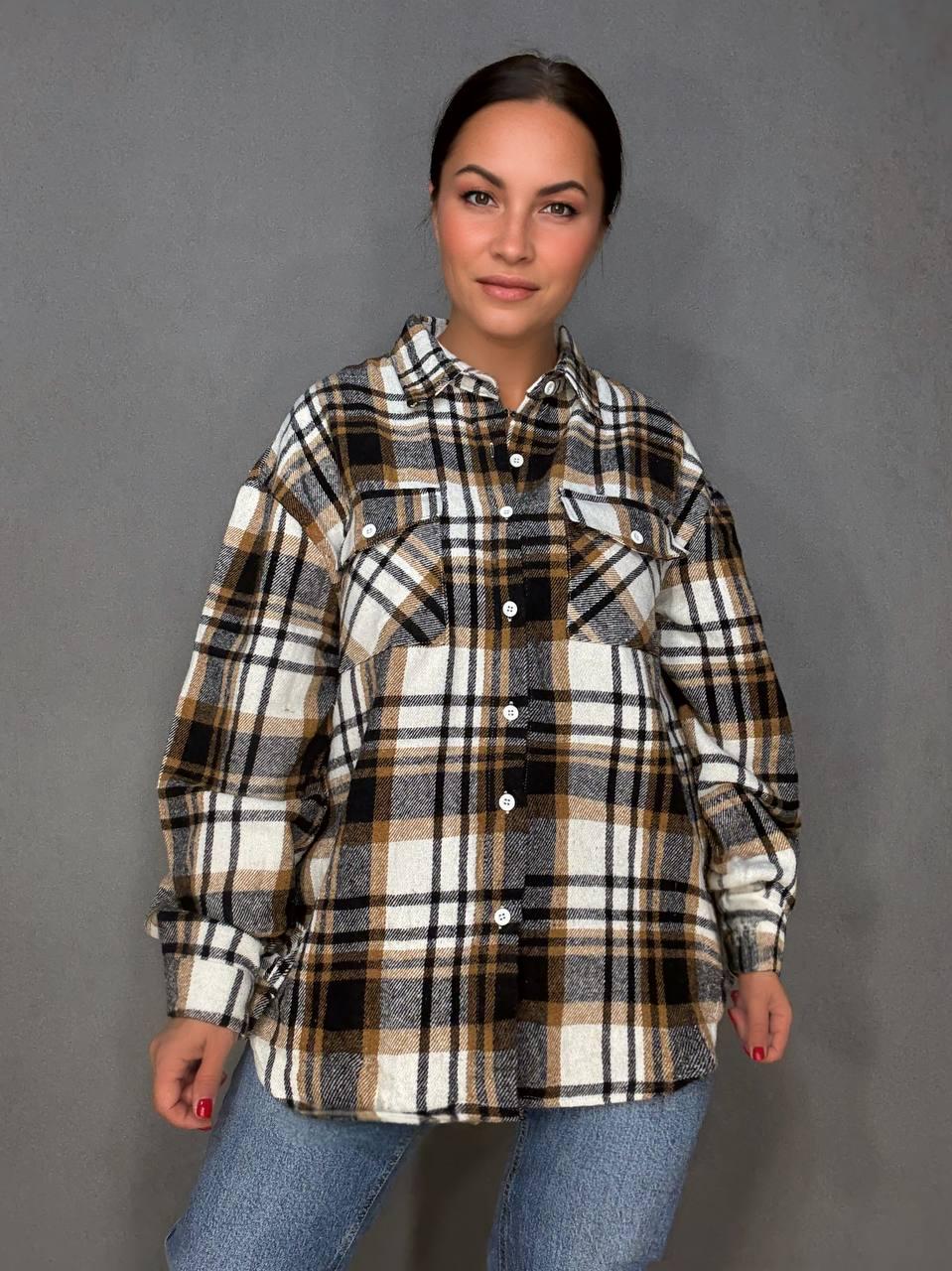 Рубашка женская YZY 223 картатая оверсайз теплая байка OS Бежевый (5399)