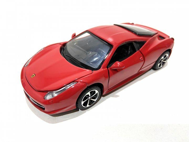 Машинка TK Union Group Ferrari LF-27029 1:32 металлическая Красный (40668560)