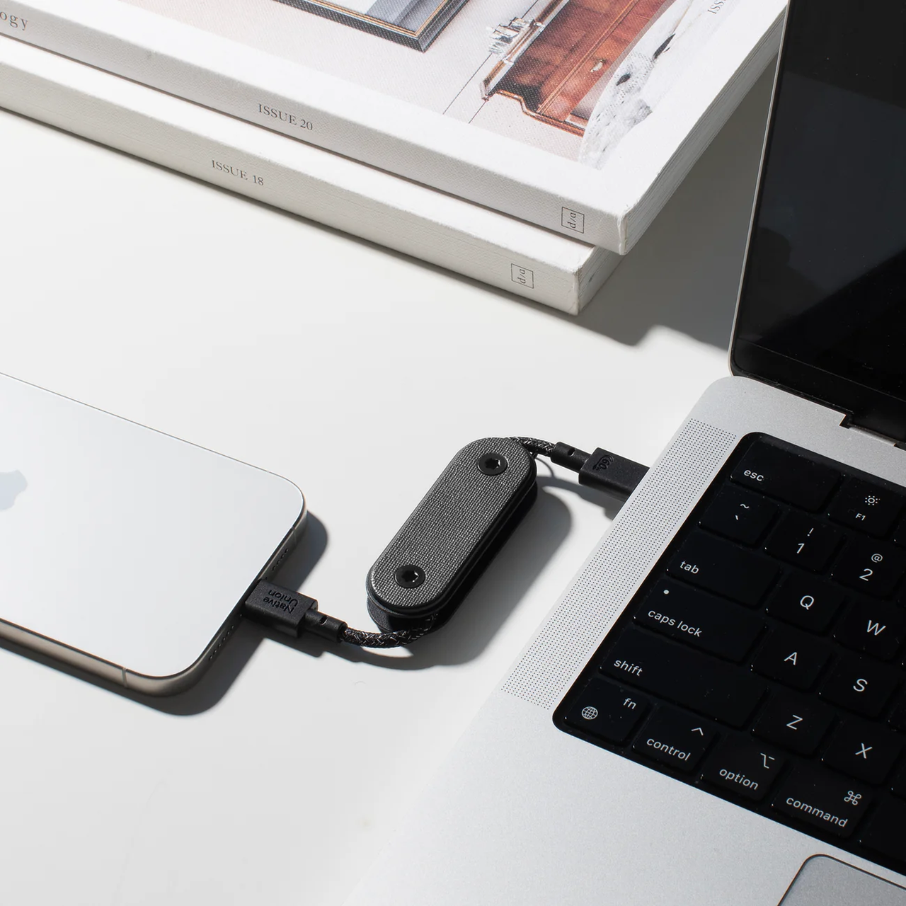 Кабель Native Union Pocket Cable USB-C to USB-C Black (POCK-C-BLK-NP) - фото 3