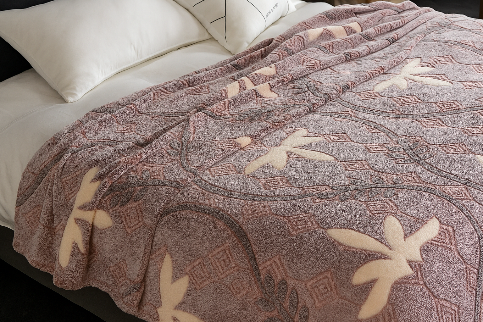 Плед флисовый Стриженый 150х200 см Серо-фиолетовый (F-strig/gviolet/1.5) - фото 2 Плед флисовый Стриженый 150х200 см Серо-фиолетовый (F-strig/gviolet/1.5) - фото 2