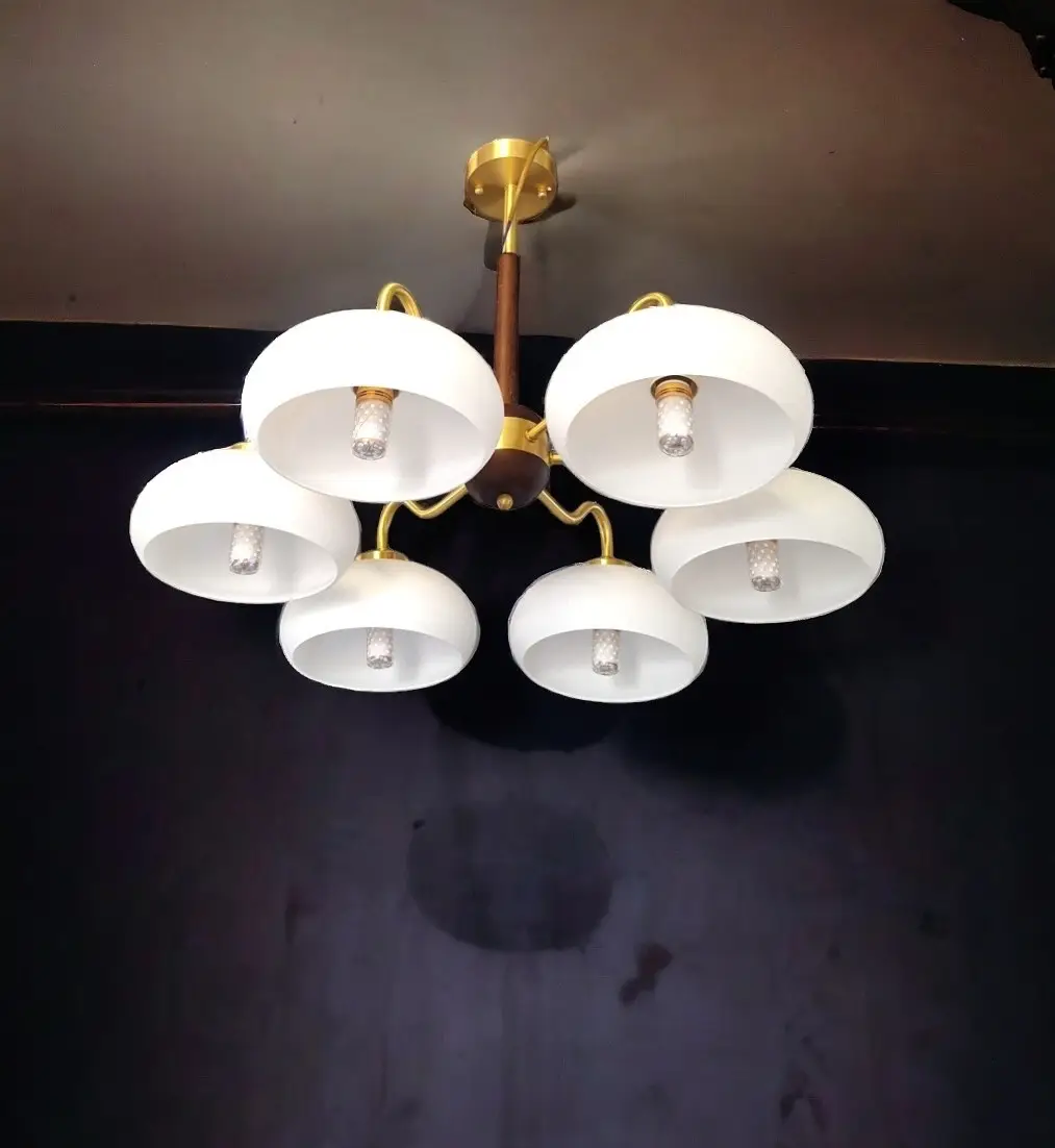 Люстра светодиодная Примула 5040 на 6 Золотой плафонов (66f46b9c433676185f128fe3)