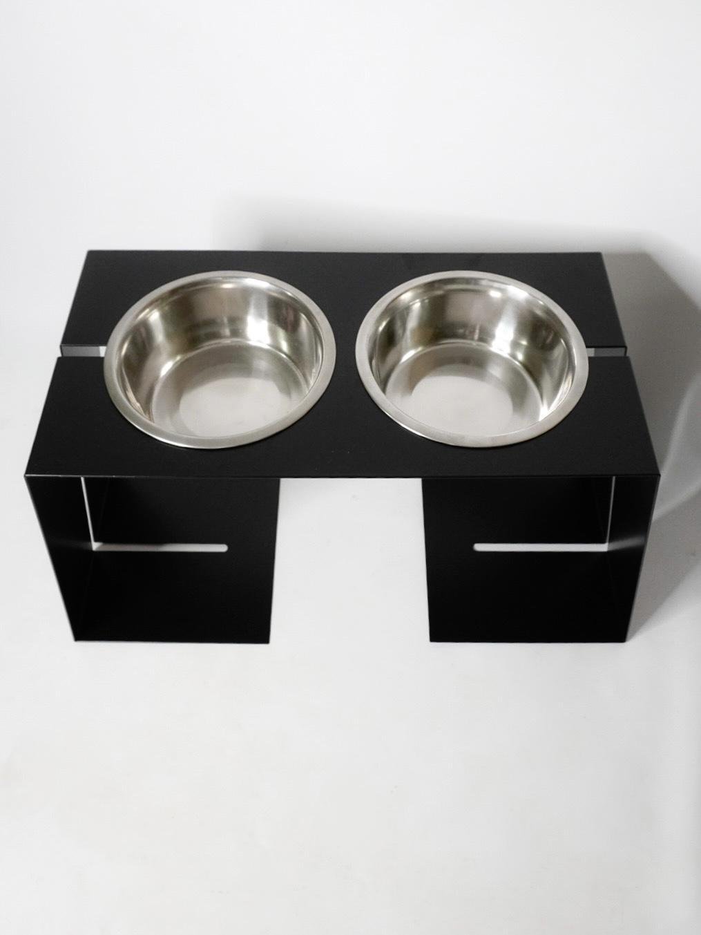 Кормушка Bestmeal подставка для собак больших пород на 2 миски металл 403 мм 1,8 л Черный (1024012с) - фото 3 Кормушка Bestmeal подставка для собак больших пород на 2 миски металл 403 мм 1,8 л Черный (1024012с) - фото 3