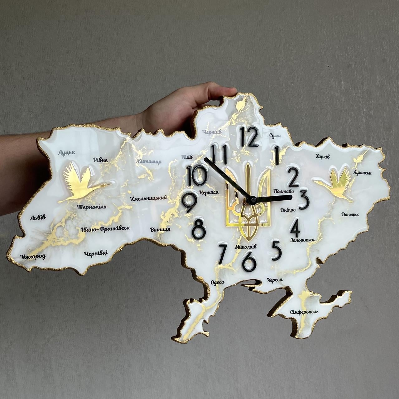Часы настенные из эпоксидной смолы Карта Украины 70х45 см