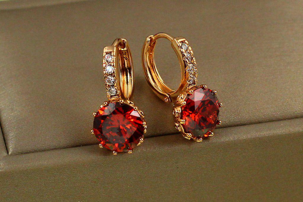 Серьги Xuping Jewelry с большим красным камнем и круглой застежкой 2 см Золотистый (29371249)