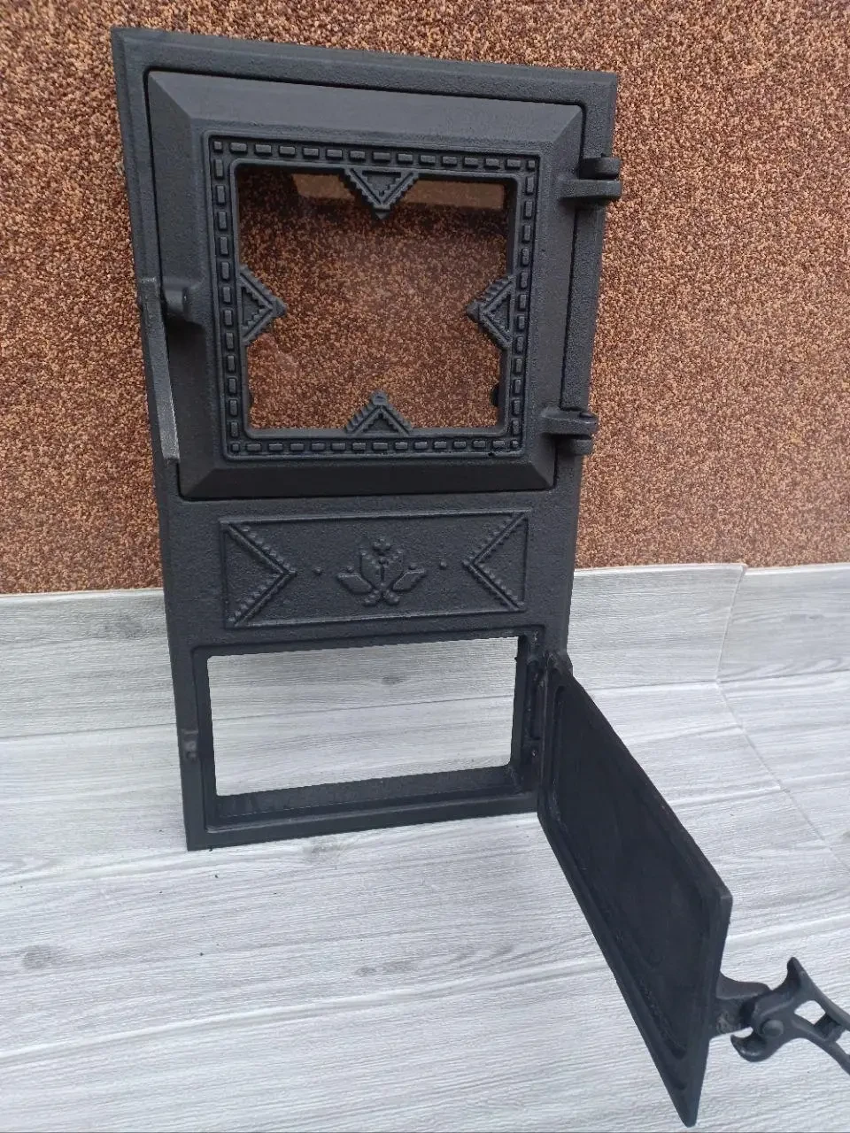 Дверцята пічні зі склом Вишиванка 270х490 мм - фото 3 Дверцята пічні зі склом Вишиванка 270х490 мм - фото 3