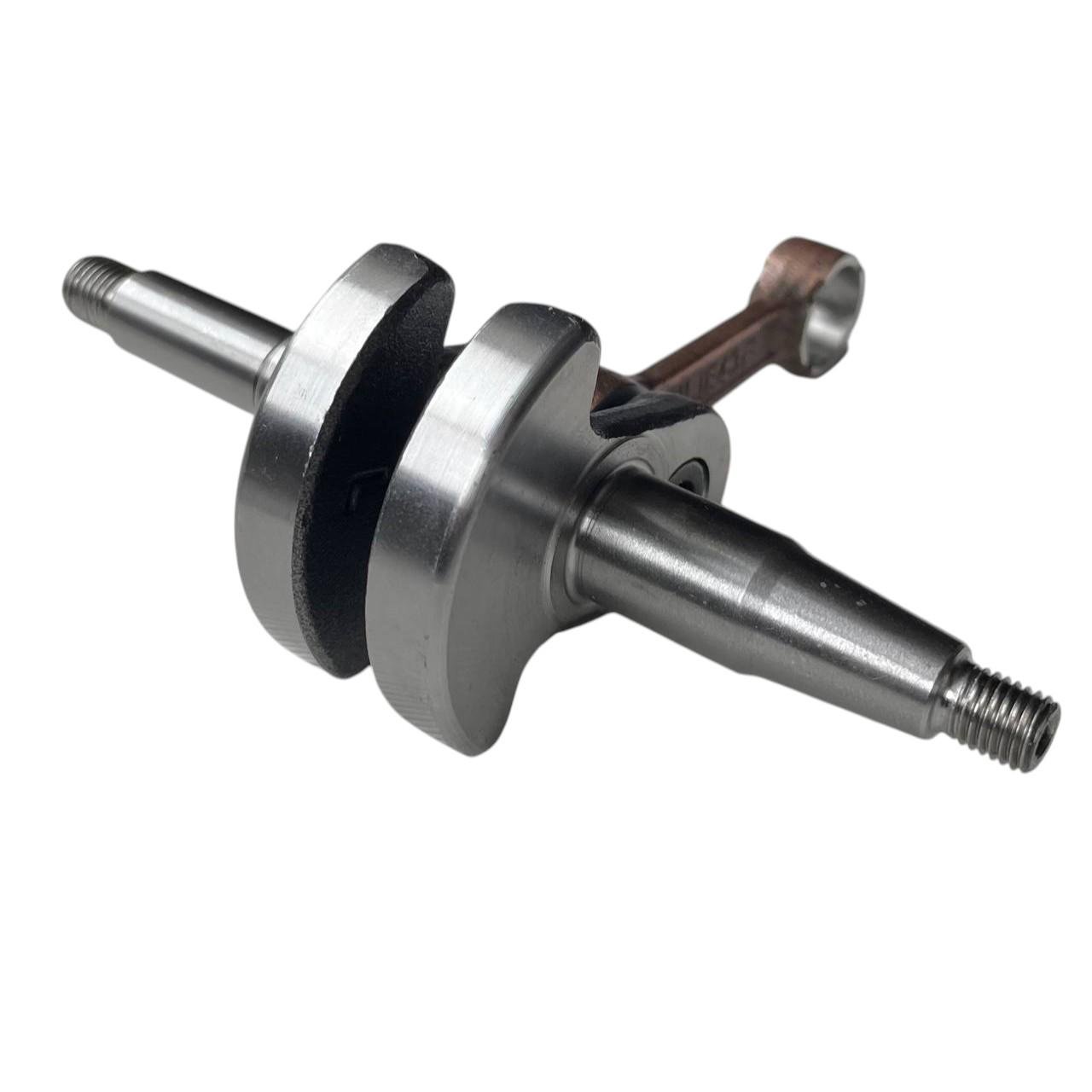 Коленвал бензопилы Goodluck 4500/5200 в сборе с подшипниками и сальниками (1686176621) - фото 4 Коленвал бензопилы Goodluck 4500/5200 в сборе с подшипниками и сальниками (1686176621) - фото 4