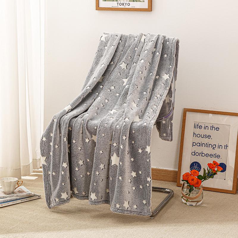 Плед светящийся в темноте Blanket kids Magic Star 150х100 см Серый - фото 43 Плед светящийся в темноте Blanket kids Magic Star 150х100 см Серый - фото 43