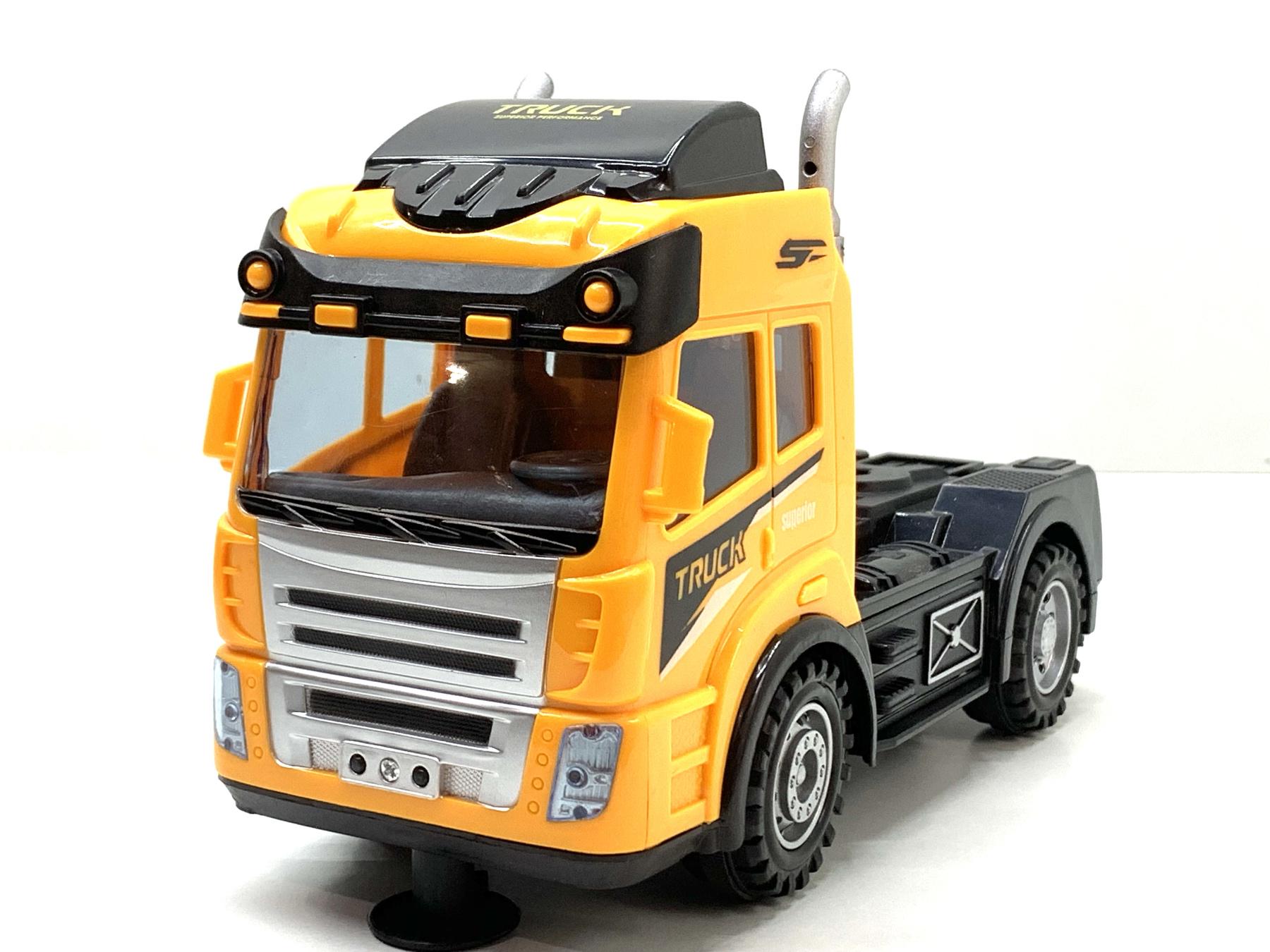 Машина на радиоуправлении Bambi Трейлер звук/свет 22 см Желтый (693A)