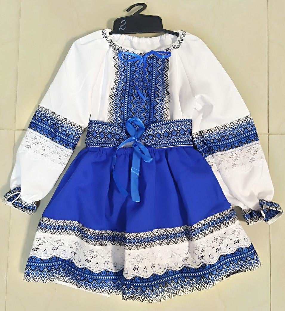 Костюм-вишиванка для дівчинки з мереживом 146 см Синій (18440686) - фото 1