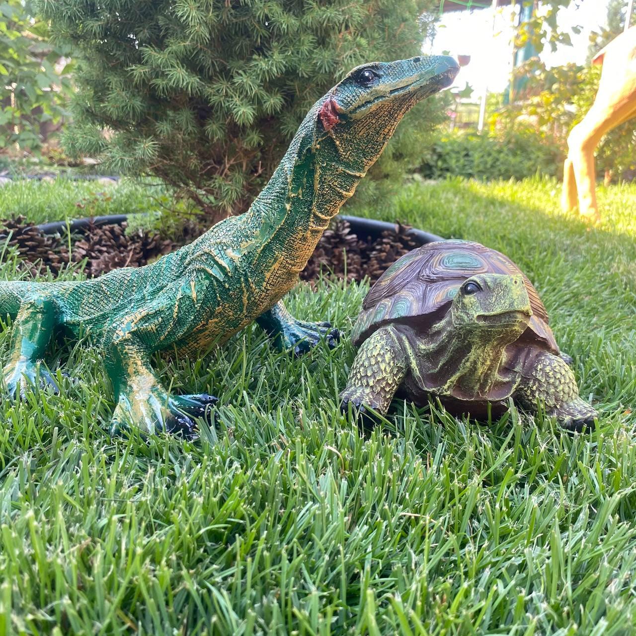 Комплект садовых фигур варан 53х20х19 см и черепаха 22х16х10 см (4414) - фото 2 Комплект садовых фигур варан 53х20х19 см и черепаха 22х16х10 см (4414) - фото 2