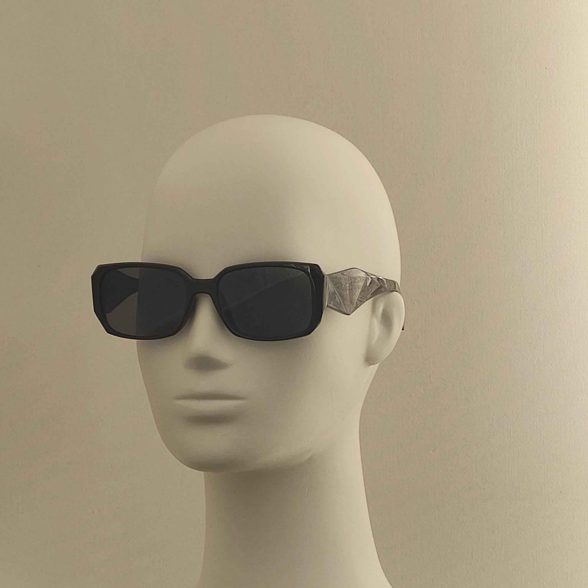 Сонцезахисні окуляри 9114 NN Чорний/Чорний (47428) Сонцезахисні окуляри 9114 NN Чорний/Чорний (47428)