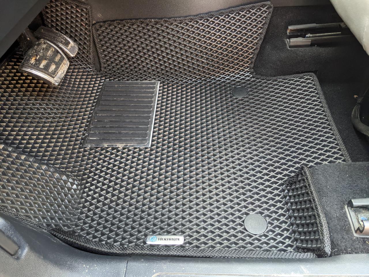 Коврики с бортиками EVA в салон с 3Д лапой для Volkswagen Tiguan 2016+ г. (2504694168)