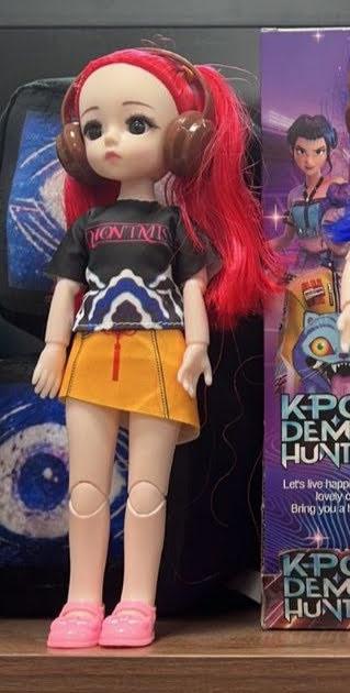 Лялька KPop Demon Hunters Міра 30 см музична