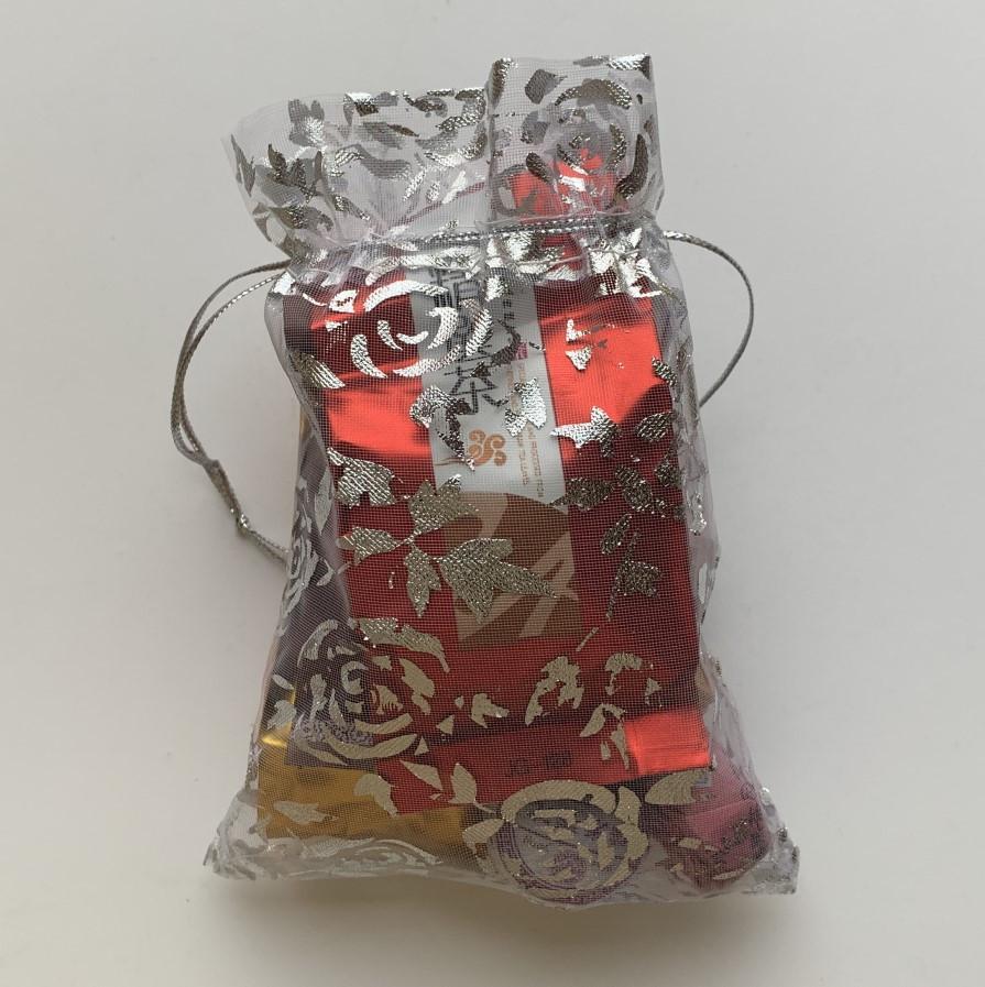 Подарунковий набір пуерів 9 пресованих пуерів та 1 пресований білий чай