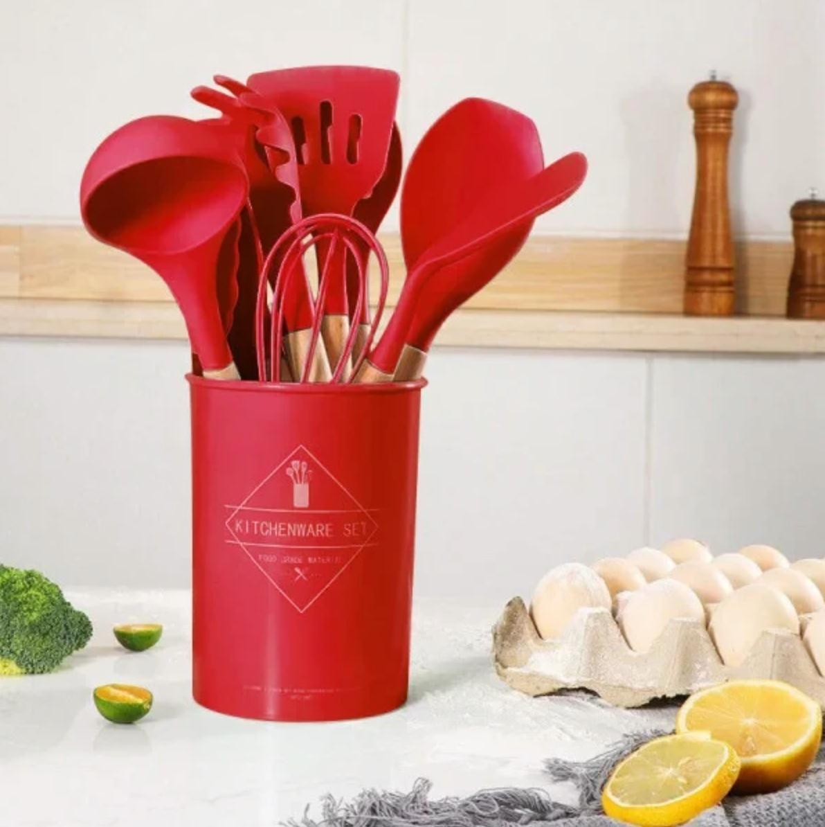 Набор кухонных принадлежностей Kitchen Set RD-1204 из силикона и дерева на подставке Красный (23714351)