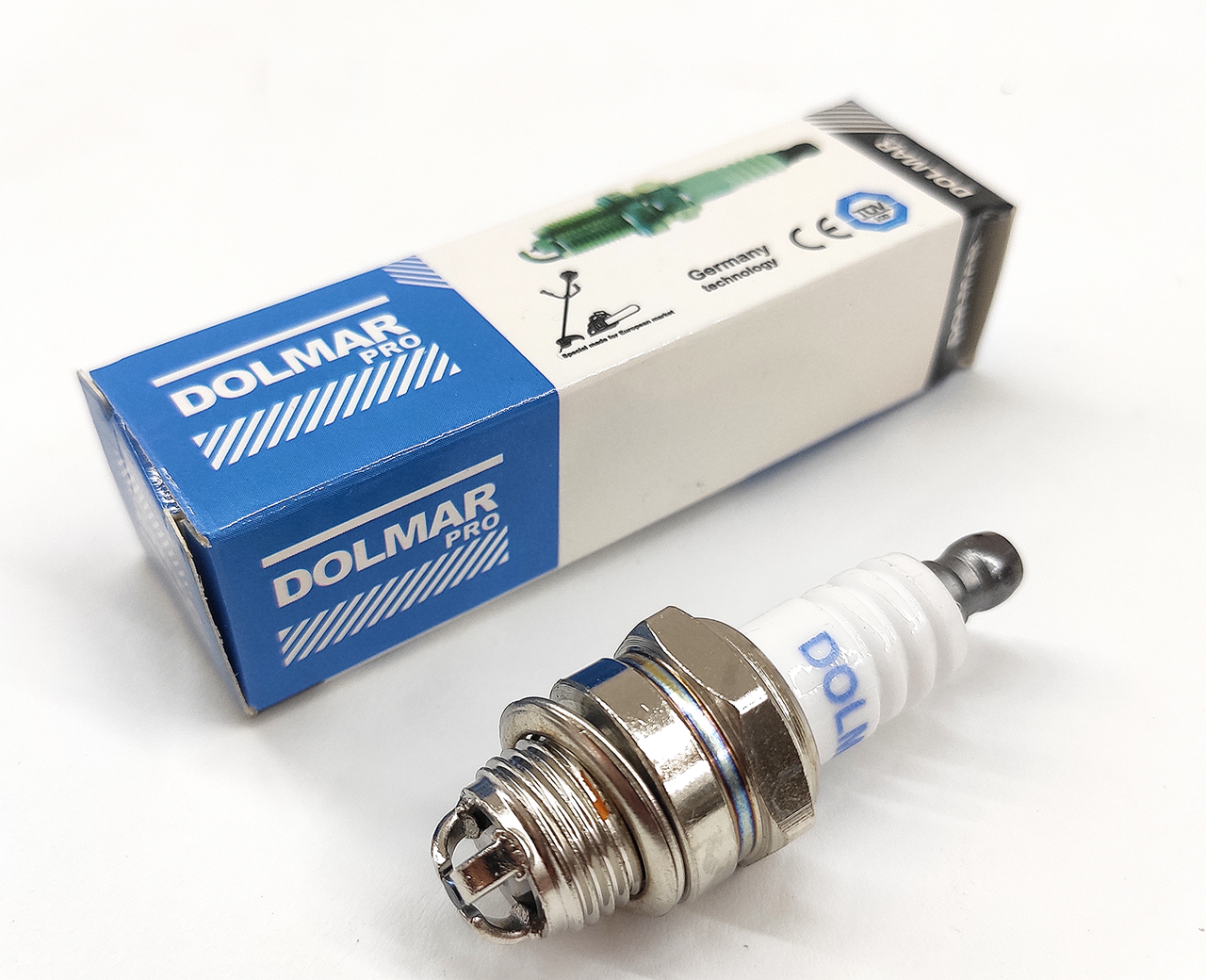 Свеча Dolmar для бензопилы/бензокосы 4500/5200/5800 43/52 см3 (2866) Свеча Dolmar для бензопилы/бензокосы 4500/5200/5800 43/52 см3 (2866)