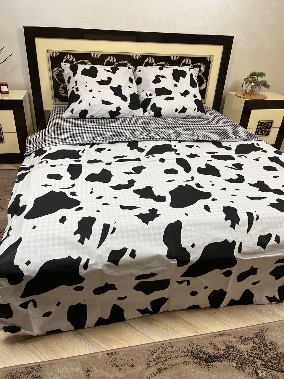 Комплект постільної білизни Долматинець 200х220 см євро бавовняний 50х70 см Білий/Чорний