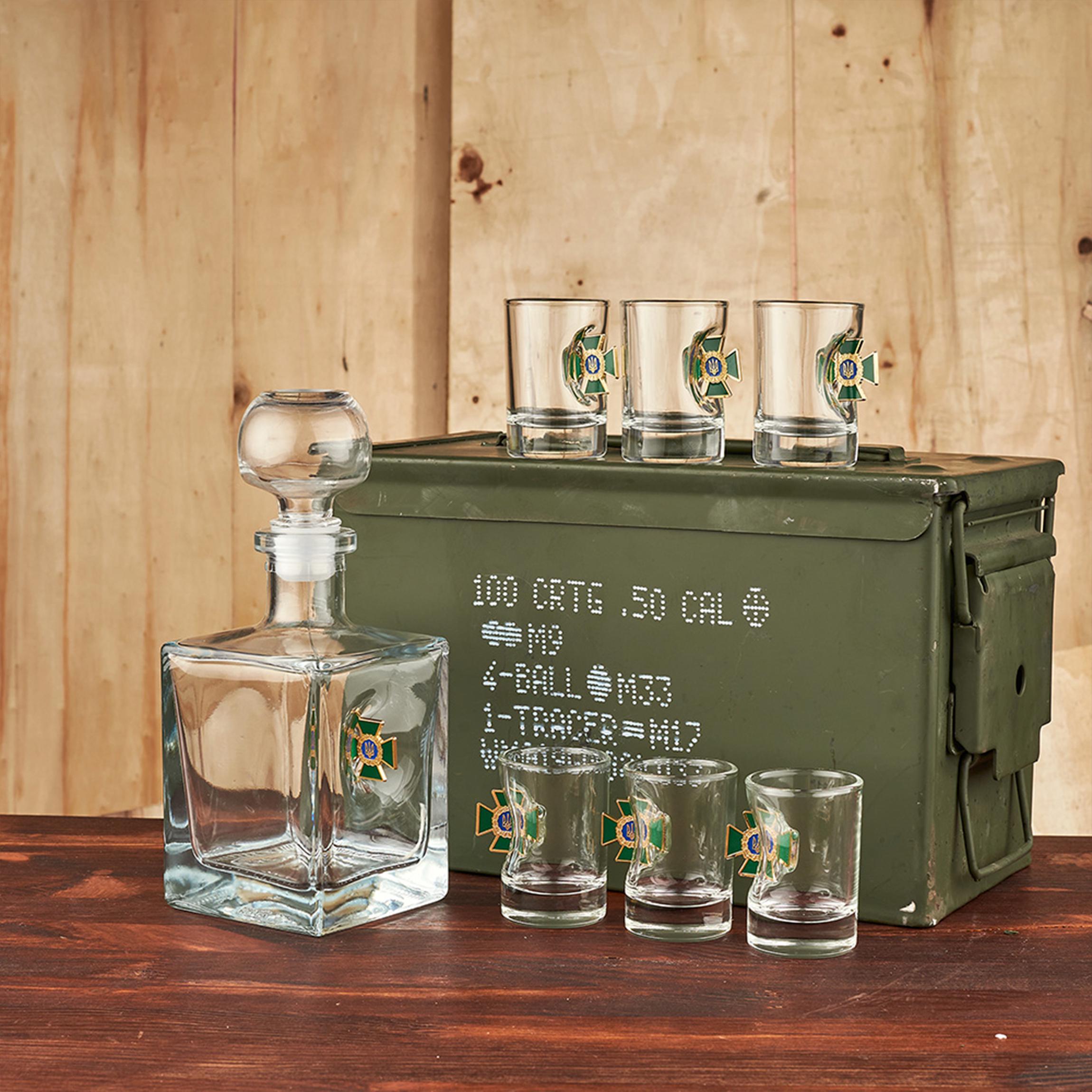 Набор VSKLO БК маленький графин и рюмки ГПСУ (28918601) - фото 4 Набор VSKLO БК маленький графин и рюмки ГПСУ (28918601) - фото 4