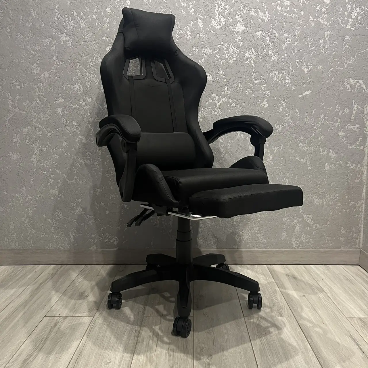 Кресло игровое PRESTIGE M11 Черный Кресло игровое PRESTIGE M11 Черный