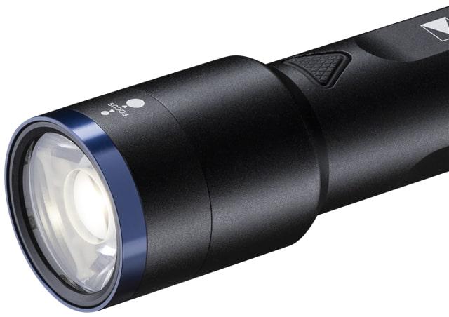 Ліхтар VARTA Night Cutter F30R IPX4 до 700 люмен до 300 метрів перезаряджаємий Micro-USB (18901101111) - фото 4