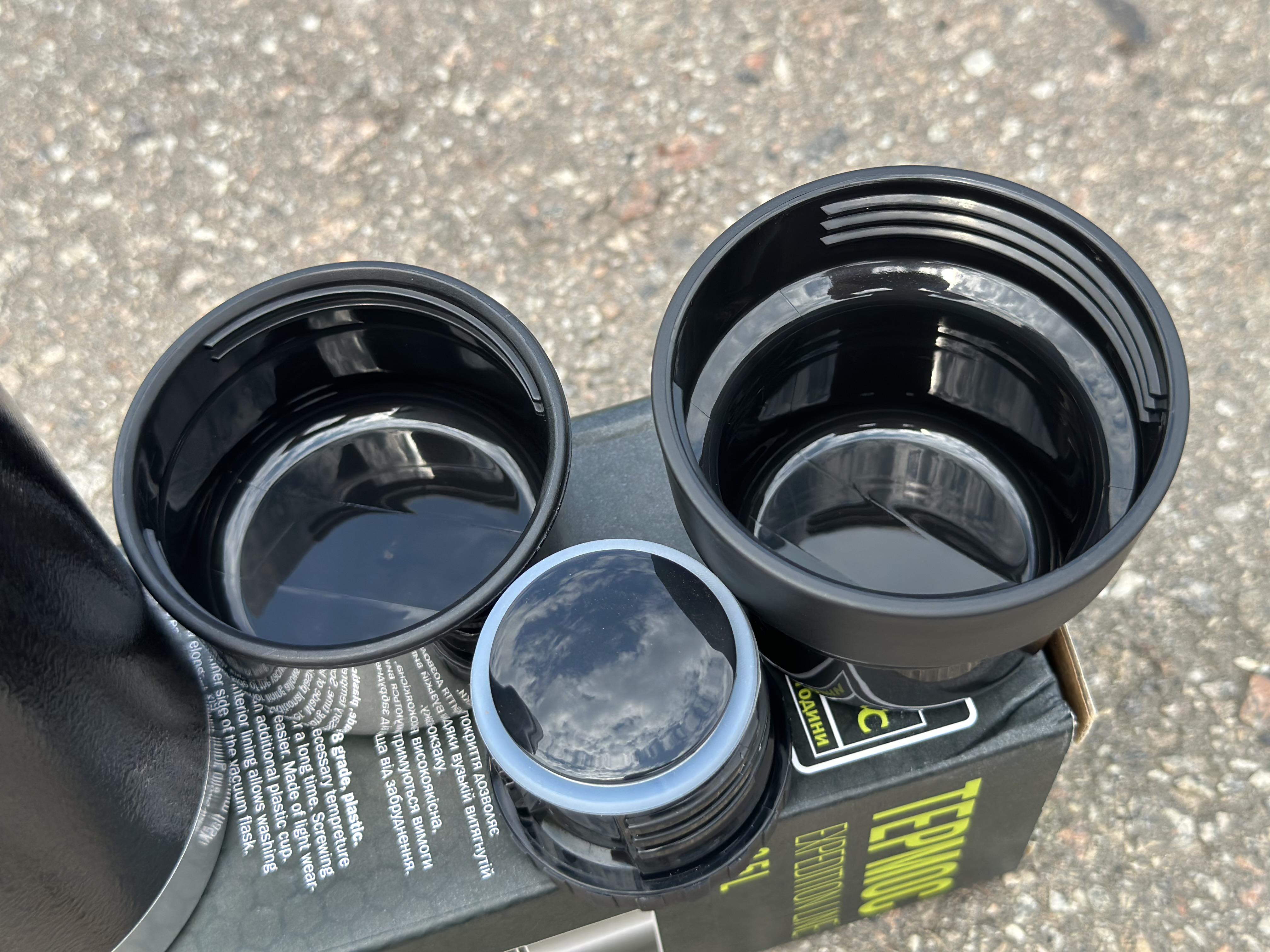 Термос для напитков Tramp expeditio с нержавейки держит 24 ч. 0,5 л (UTRC-030-black) - фото 7