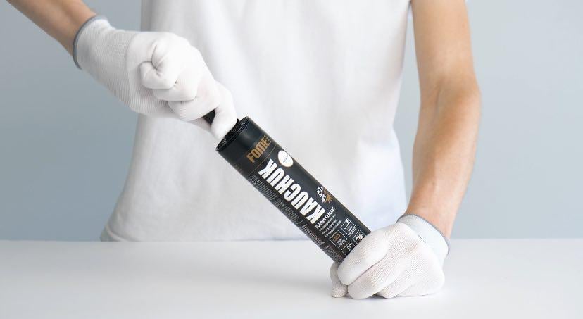 Герметик з пістолетом всесезоний вініловий Kauchuk ALL Season 300 мл/12 шт. Прозорий (01-4-2-017-12) - фото 5 Герметик з пістолетом всесезоний вініловий Kauchuk ALL Season 300 мл/12 шт. Прозорий (01-4-2-017-12) - фото 5