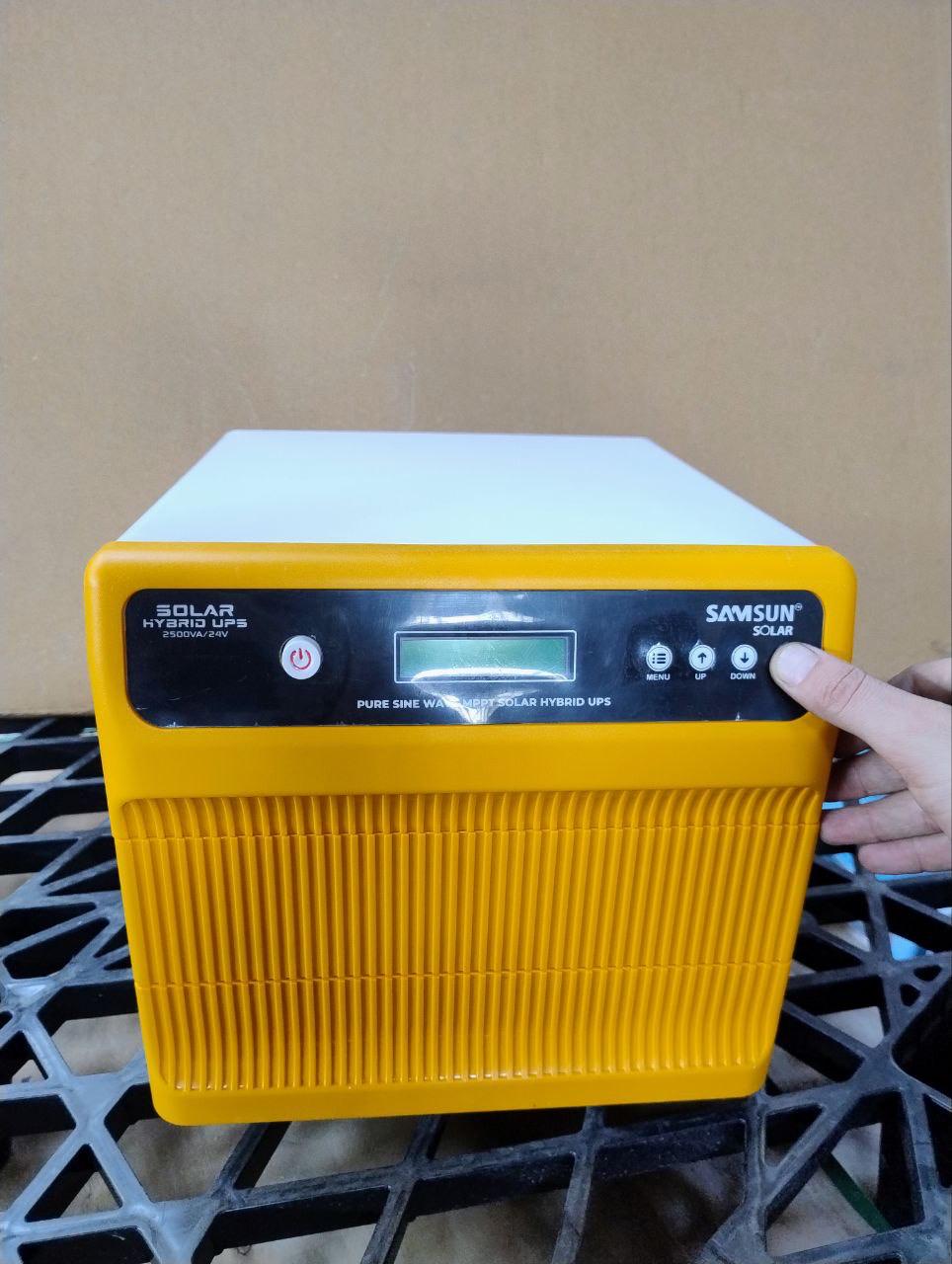 Інвертор SAMSUN Ultra Series Solar Hybrid UPS 2500/24V (20272330) - фото 4 Інвертор SAMSUN Ultra Series Solar Hybrid UPS 2500/24V (20272330) - фото 4