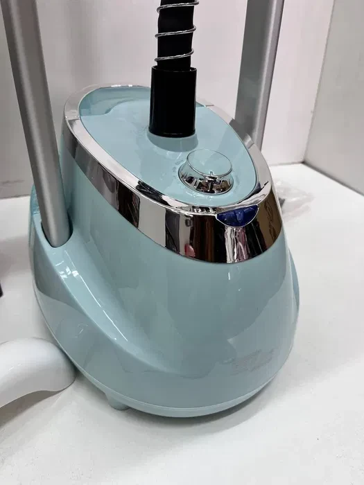 Відпарювач вертикальний Zepline ZP-129 для одягу стаціонарний для підлоги з вішалкою та дошкою 3000 W - фото 3 Відпарювач вертикальний Zepline ZP-129 для одягу стаціонарний для підлоги з вішалкою та дошкою 3000 W - фото 3