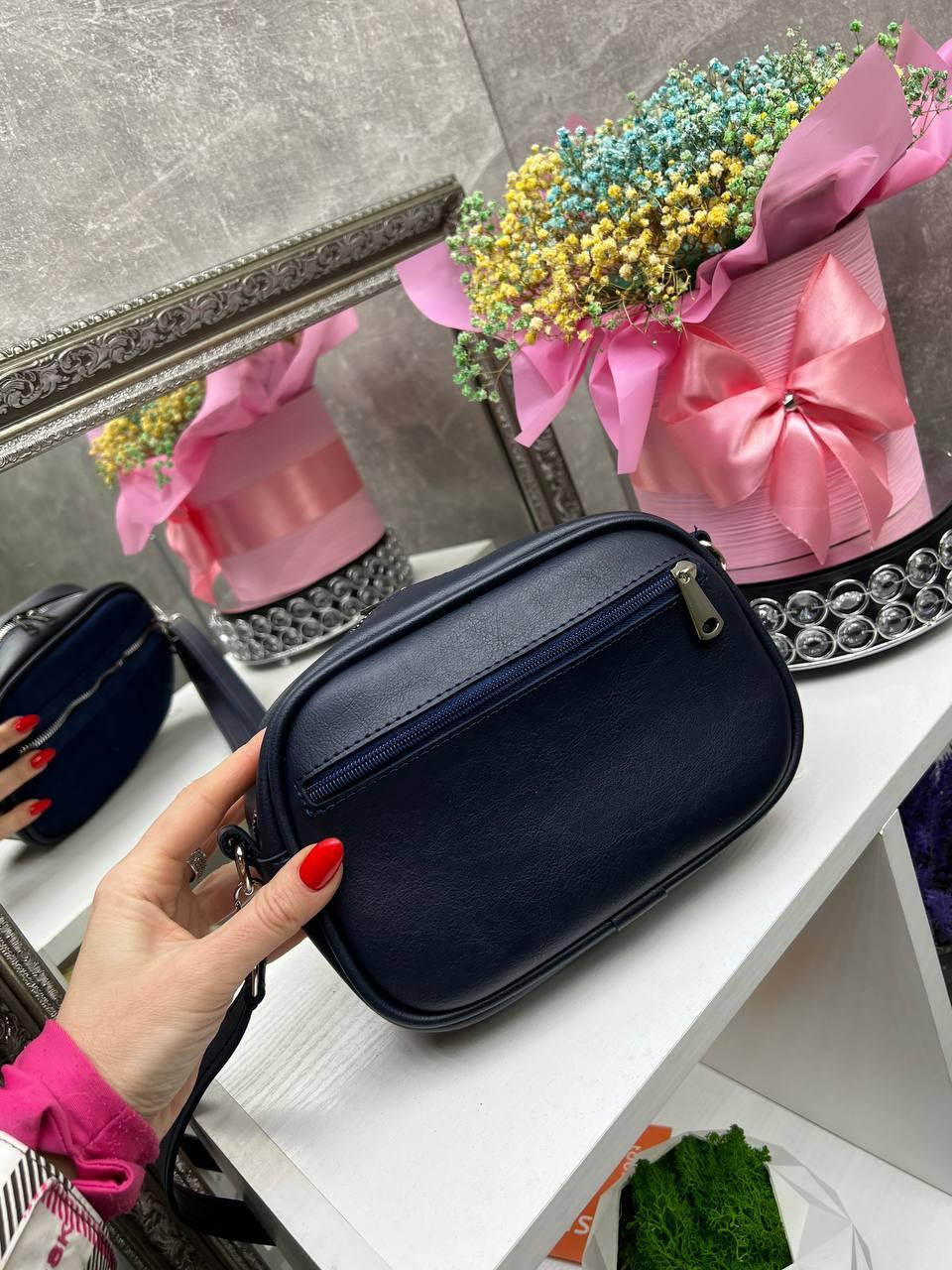 Сумка через плече жіноча сучасна міська екошкіра/натуральна замша 22х15х8 см Синій - фото 5 Сумка через плече жіноча сучасна міська екошкіра/натуральна замша 22х15х8 см Синій - фото 5