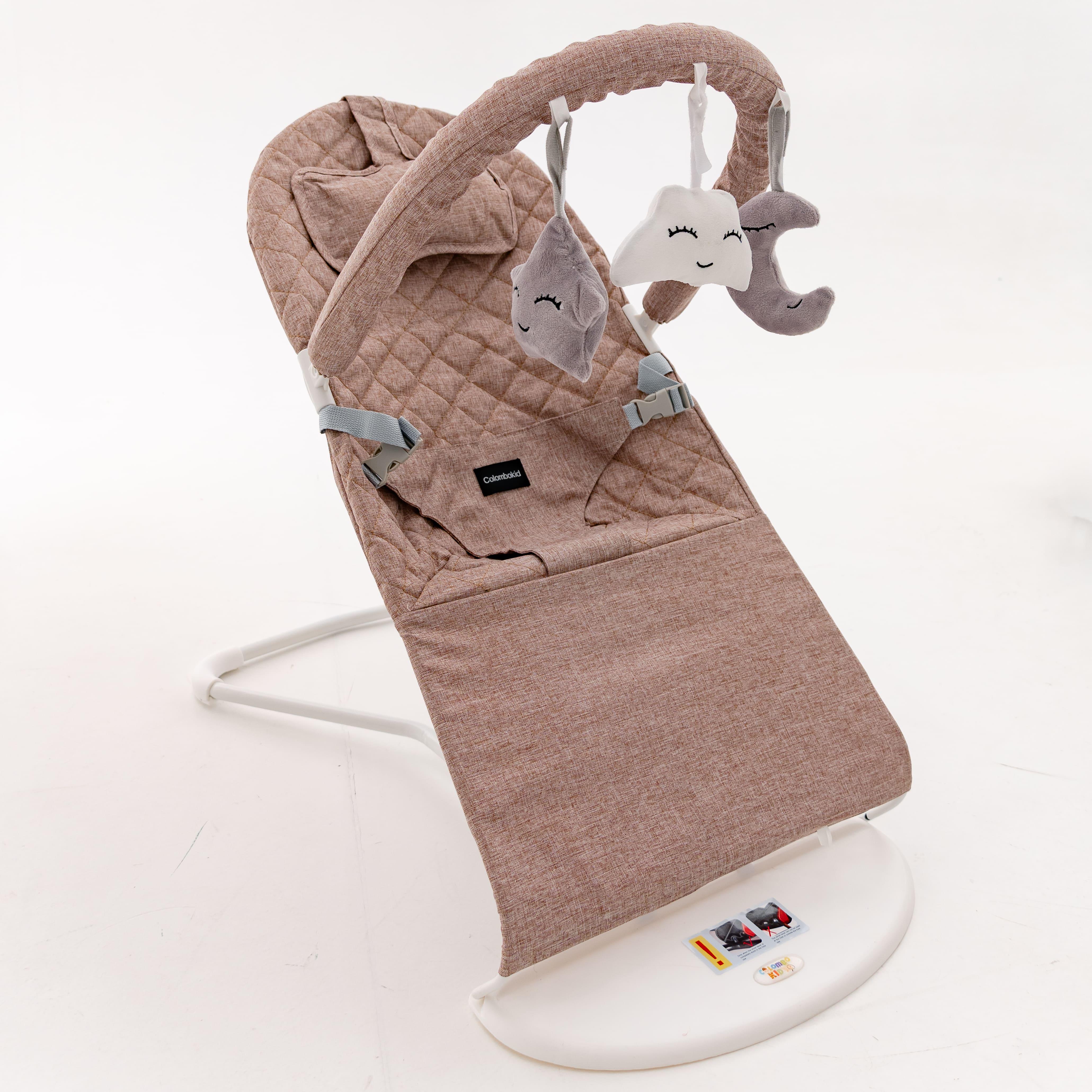 Шезлонг складной с подушкой и дугой для новорожденных детей Капучино (33244629)