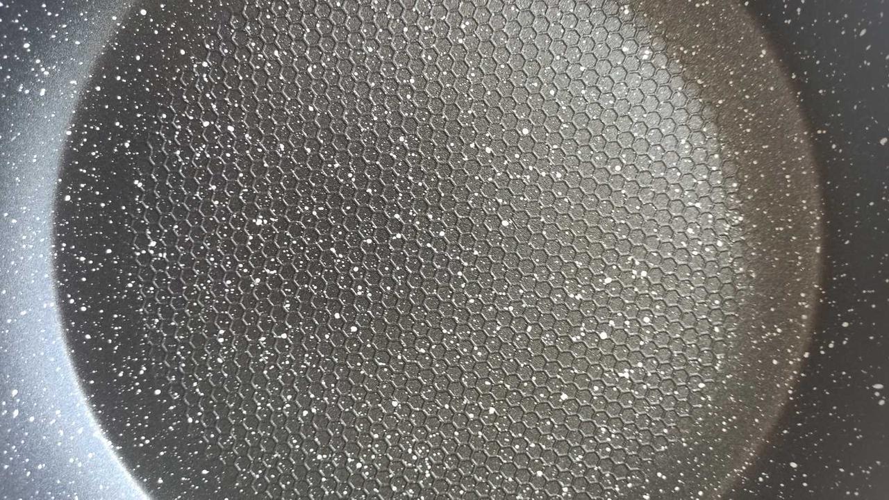 Сковорода Bohmann c сотовым 6-слойным дном и антипригарным покрытием 26 см (BH-1000-26) - фото 4