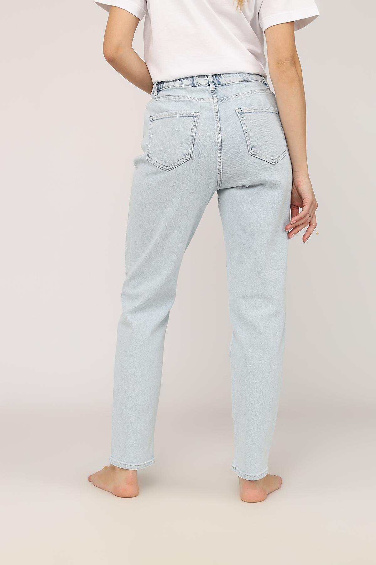 Джинси жіночі Mom ЦБ-00270118 р. 48 Блакитний (SKT001045527) - фото 4 Джинси жіночі Mom ЦБ-00270118 р. 48 Блакитний (SKT001045527) - фото 4