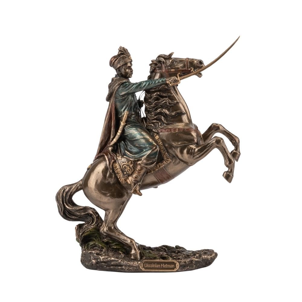 Статуэтка VERONESE Гетьман 22х20 см