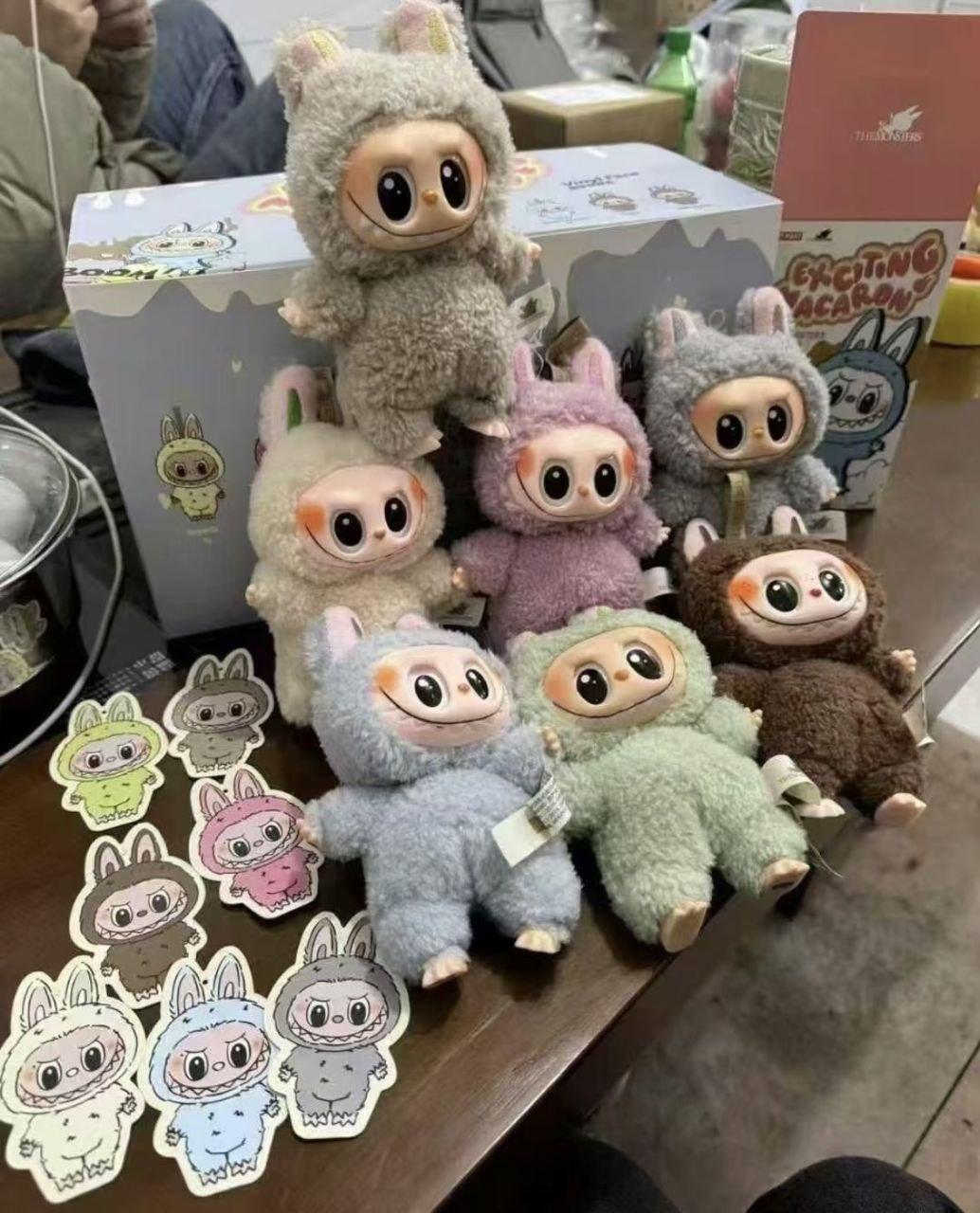 Мягкая игрушка Лабубу Labubu Have A Seat Series v1 брелок 1 сезон - фото 2 Мягкая игрушка Лабубу Labubu Have A Seat Series v1 брелок 1 сезон - фото 2