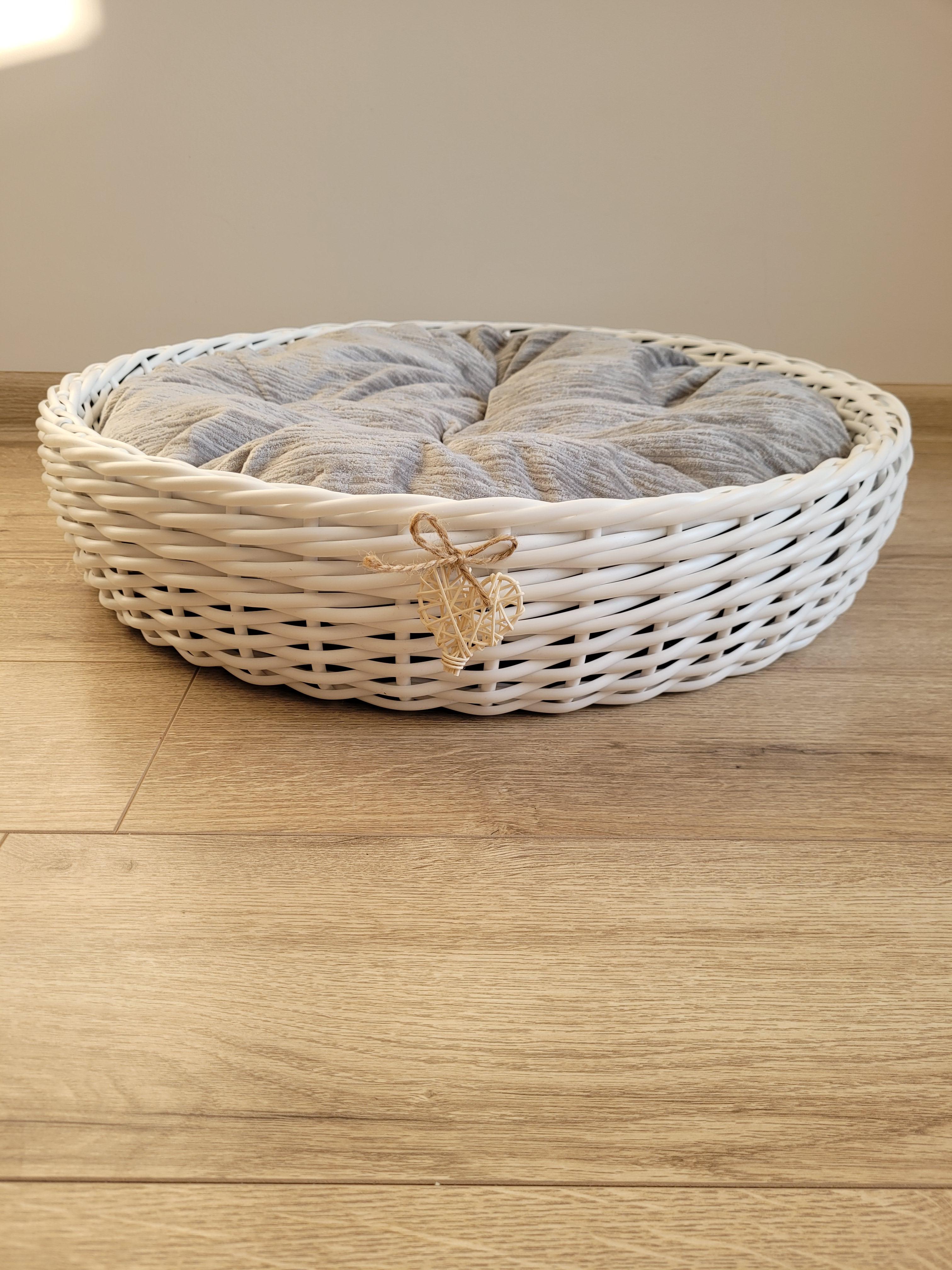 Лежак для животных из искусственного ротанга ручной работы M Белый (331001) - фото 2 Лежак для животных из искусственного ротанга ручной работы M Белый (331001) - фото 2