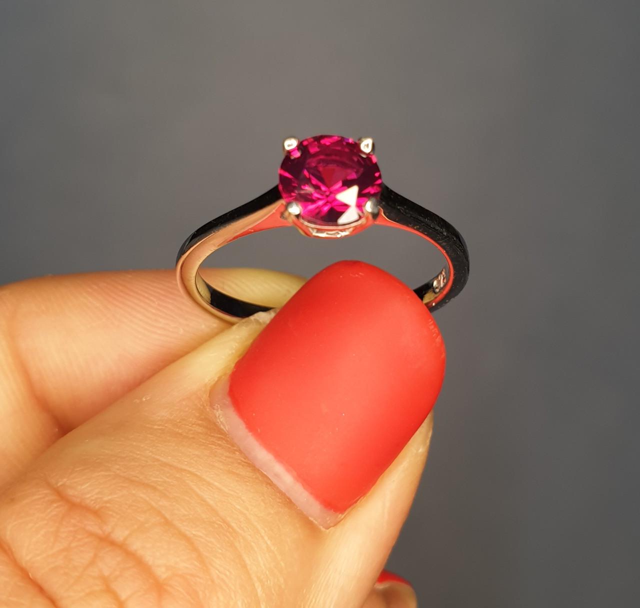 Кольцо серебряное с nano рубином р. 17,5 1,9 г (1253081845)