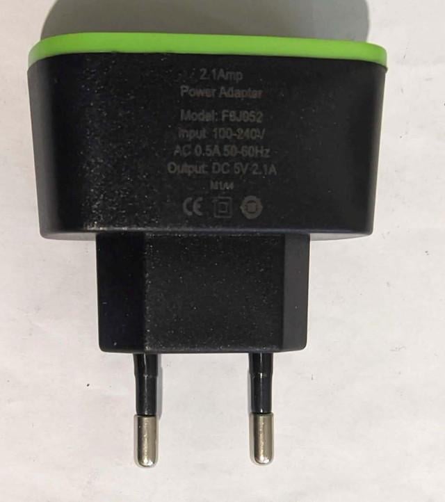 Сетевое зарядное устройство Belkin 2USB 2100 mAh (000022414) - фото 4 Сетевое зарядное устройство Belkin 2USB 2100 mAh (000022414) - фото 4