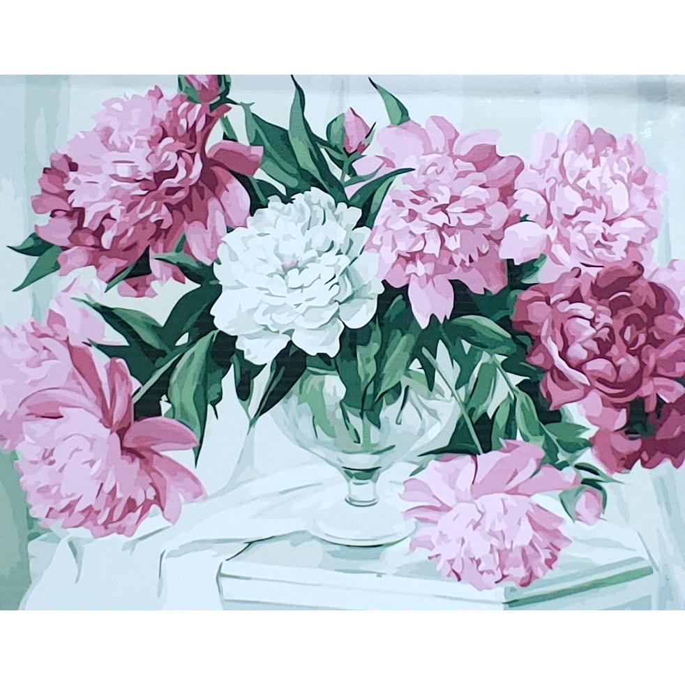 Картина по номерам Strateg Премиум Роскошные пионы 40x50 см (GS057)