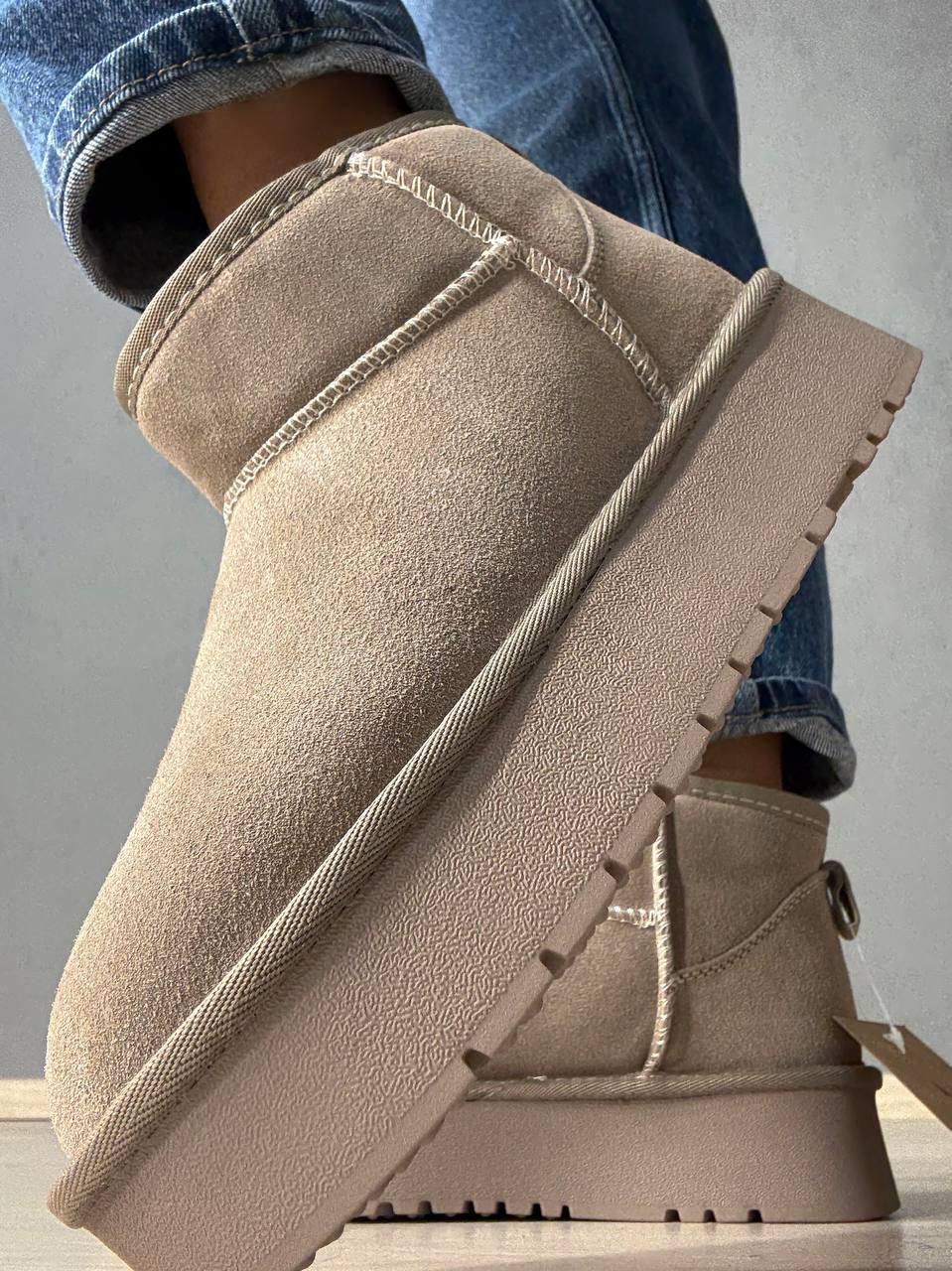 Угги женские Hengji 25-3 натуральная замша короткие на высокой подошве р. 39 Бежевый (5109) - фото 7 Угги женские Hengji 25-3 натуральная замша короткие на высокой подошве р. 39 Бежевый (5109) - фото 7