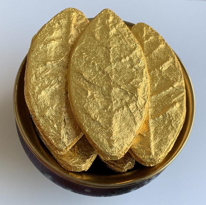 Чай Шен пуэр Золотой лист 2015 год 10 шт. 75-80 г Чай Шен пуэр Золотой лист 2015 год 10 шт. 75-80 г