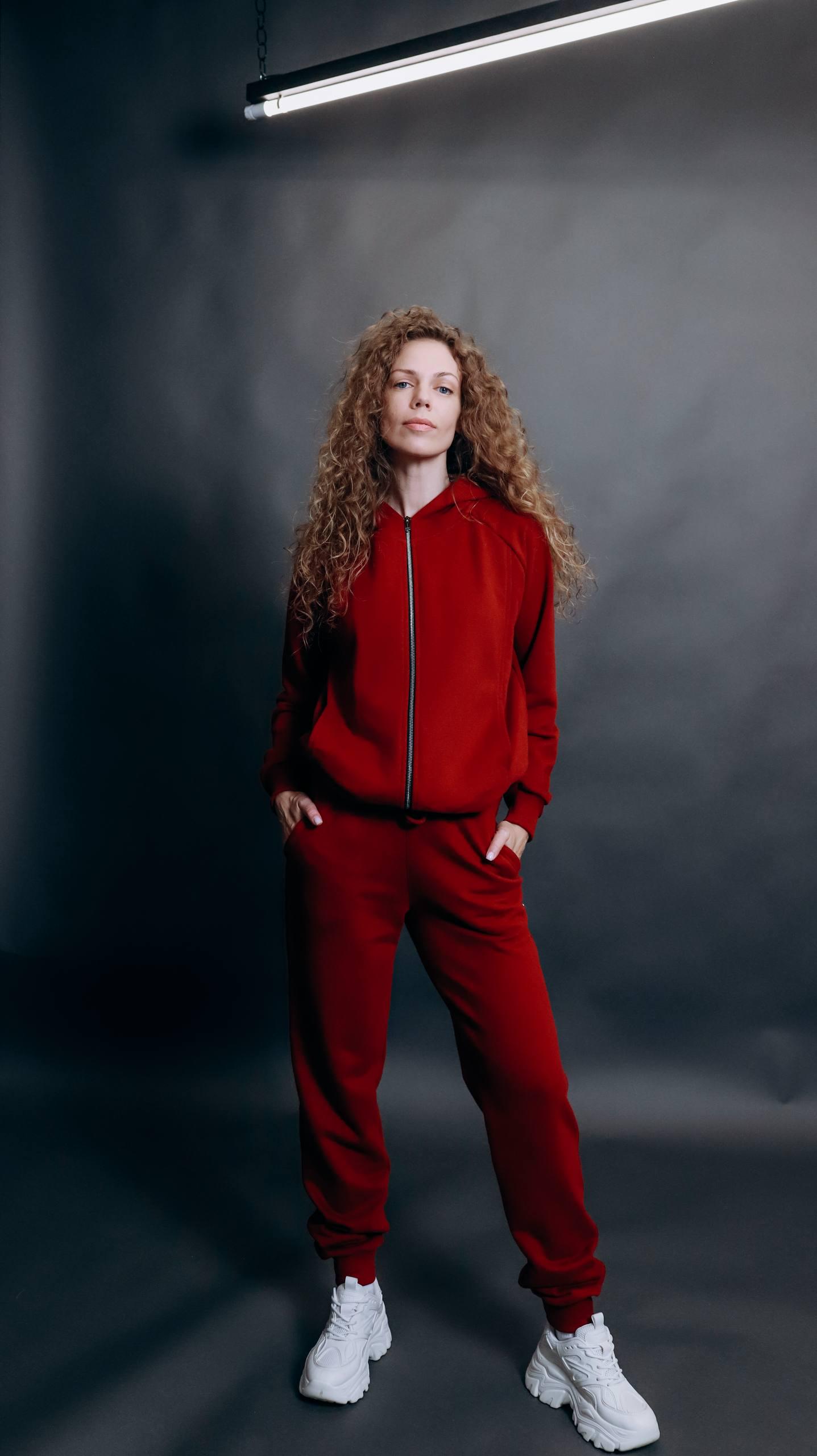 Костюм жіночий Lookeriya толстовка та джогери тринитка XXXL Вишневий (31777099)