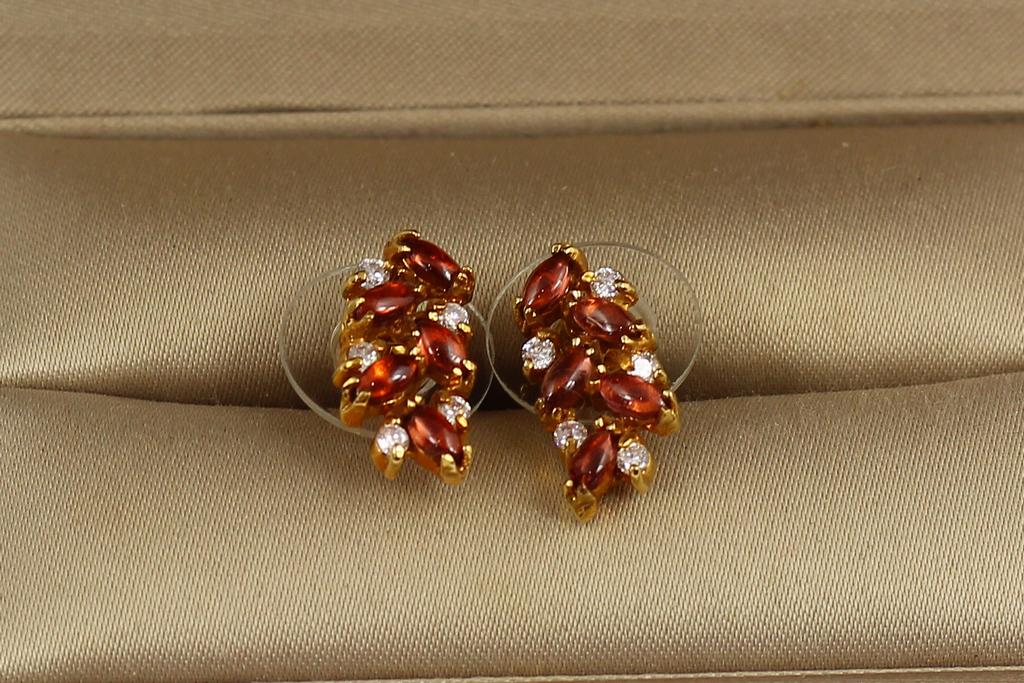 Серьги тропинка с натуральным гранатом 15 мм Золотистый (30077846)