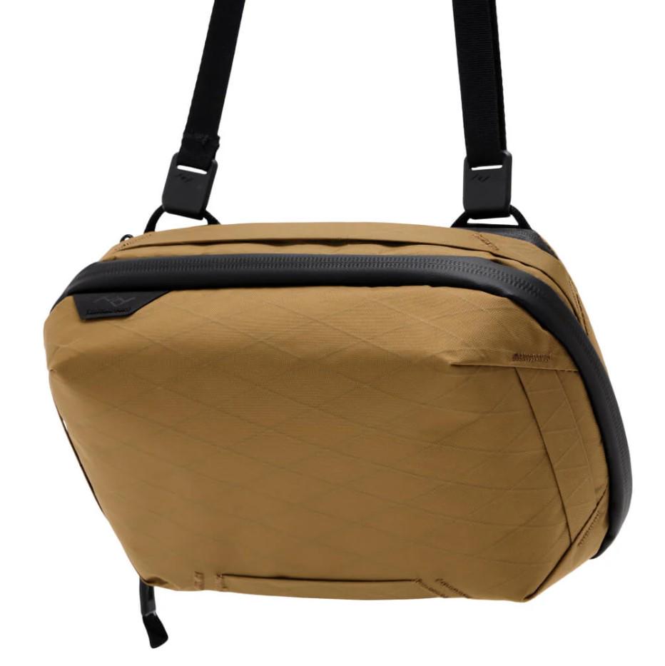Сумка Peak Design Tech Pouch Coyote (BTP-CY-3) - фото 3 Сумка Peak Design Tech Pouch Coyote (BTP-CY-3) - фото 3