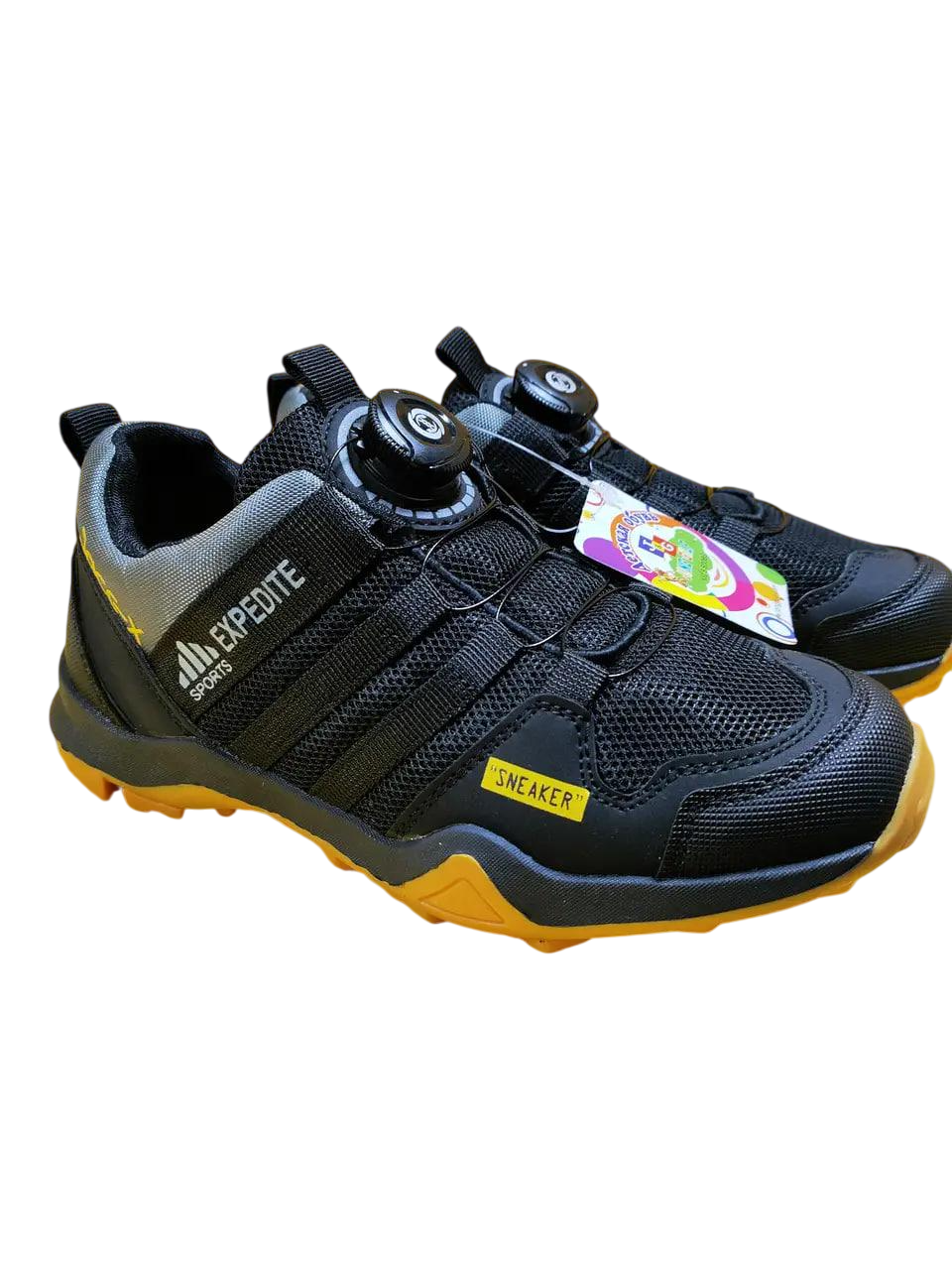 Кросівки дитячі з механічною шнурівкою р. 34 Кросівки дитячі з механічною шнурівкою р. 34