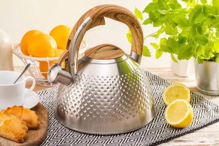 Чайник с свистком для индукционной плиты Edenberg EB-8830 из нержавеющей стали 3 л Коричневый (2530556661) Чайник с свистком для индукционной плиты Edenberg EB-8830 из нержавеющей стали 3 л Коричневый (2530556661)