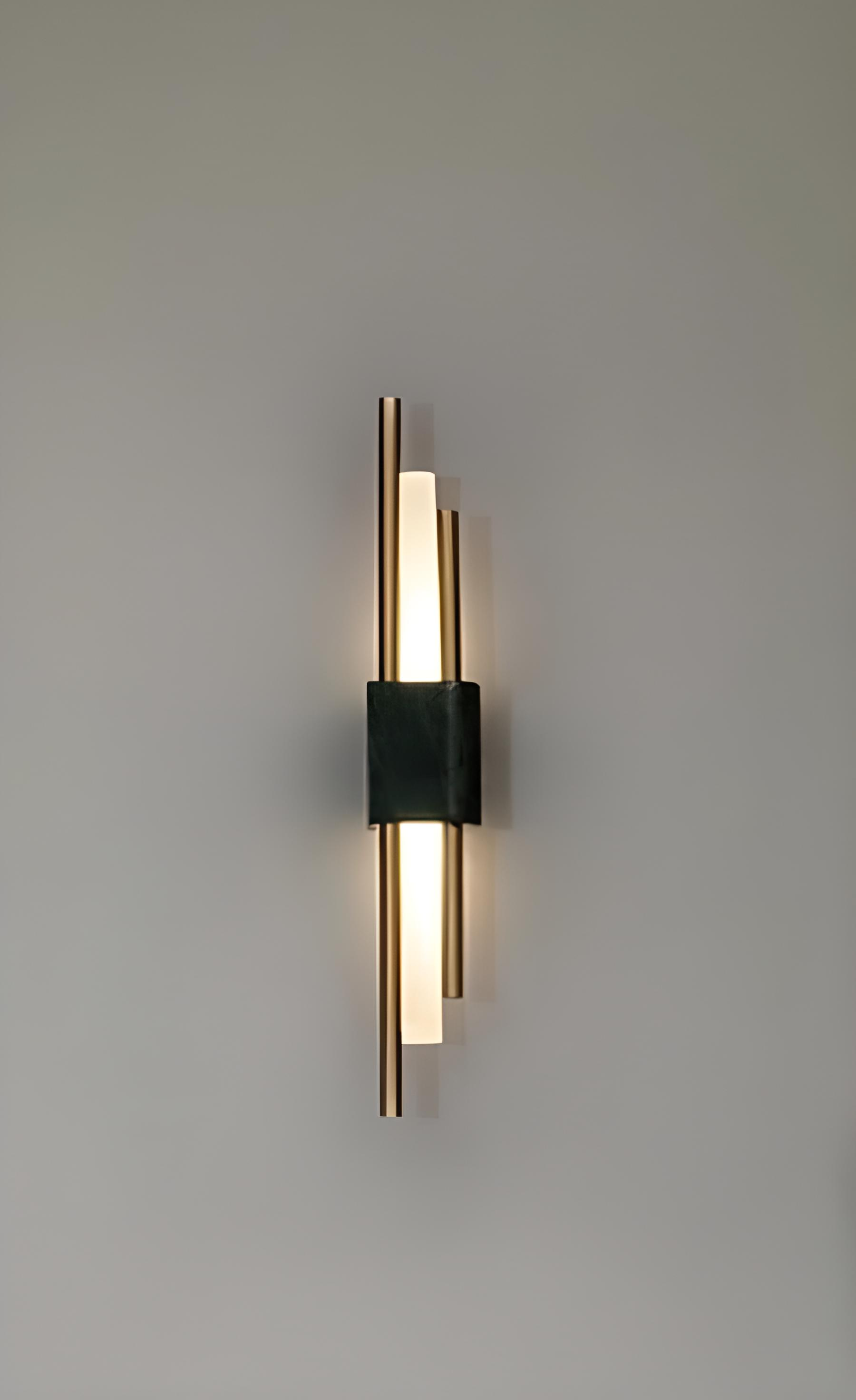 Настенные светильники Marble wall lamp (053233/1)