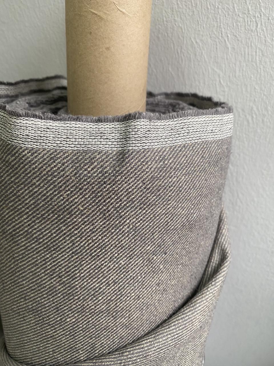 Тканина костюмна щільна натуральна LINEN PLUS 100% льон 145 см 2/1 Сірий - фото 4 Тканина костюмна щільна натуральна LINEN PLUS 100% льон 145 см 2/1 Сірий - фото 4