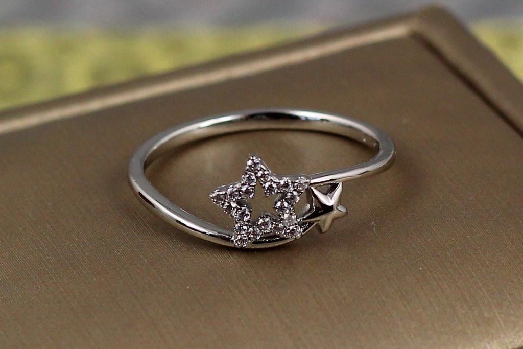 Кольцо Xuping Jewelry Хвост кометы р. 17 Серебристый