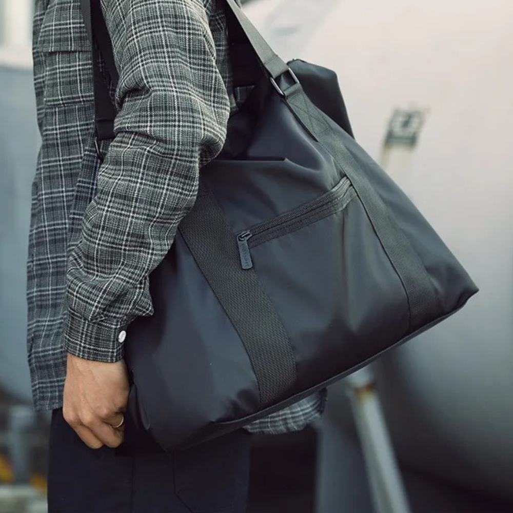 Спортивная сумка унисекс с плечевым ремнем для спорта 32x13x25 см Черный (CZYP-750B) - фото 7 Спортивная сумка унисекс с плечевым ремнем для спорта 32x13x25 см Черный (CZYP-750B) - фото 7