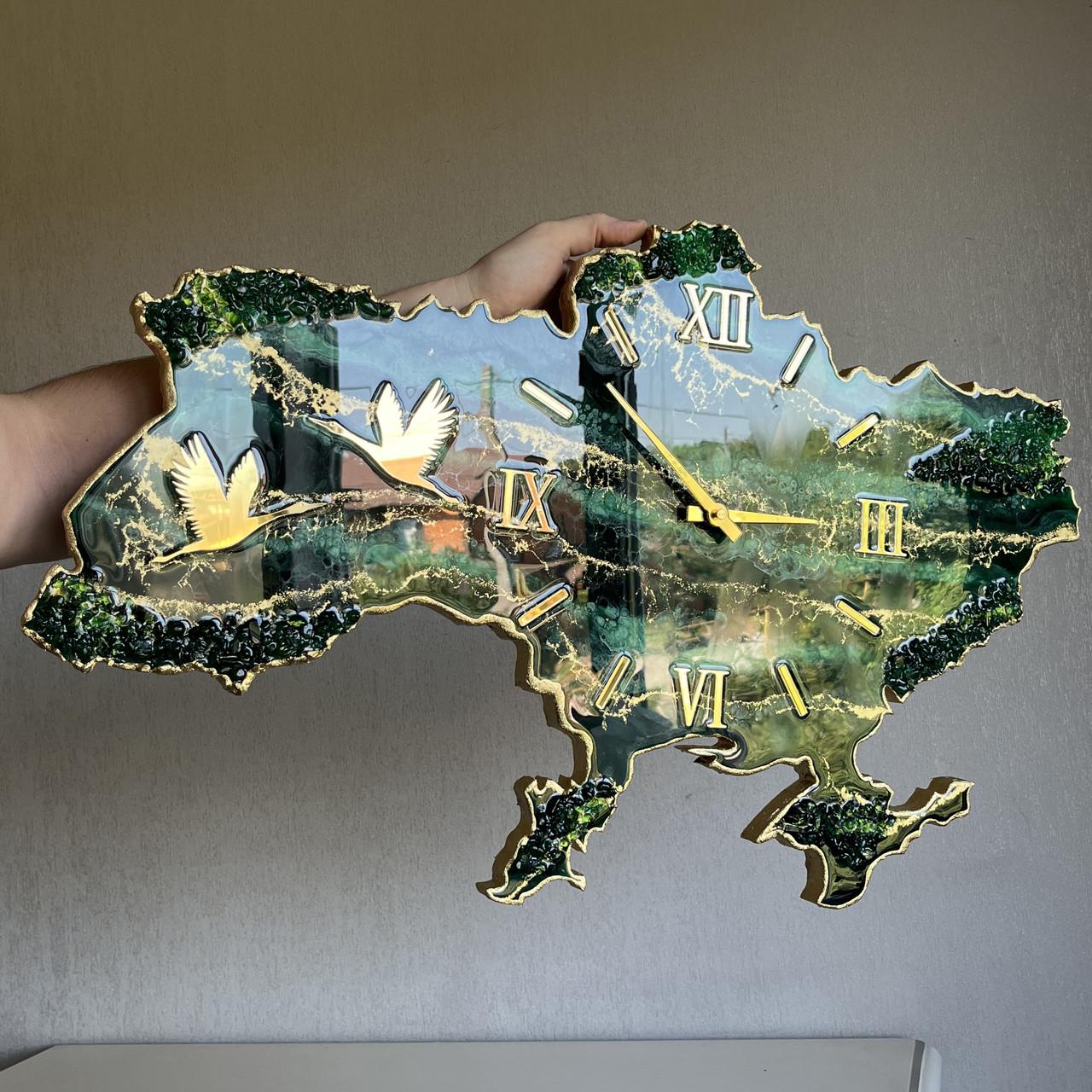 Часы настенные из эпоксидной смолы Карта Украины 60х38 см